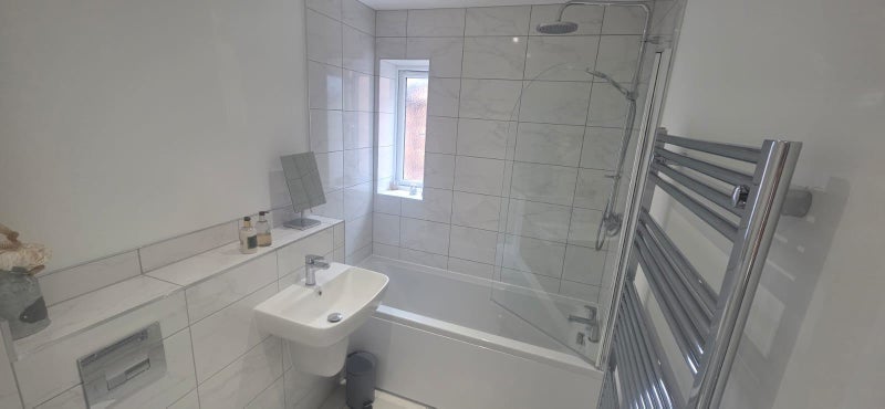 Room Meadowsweet Lane in Sunderland