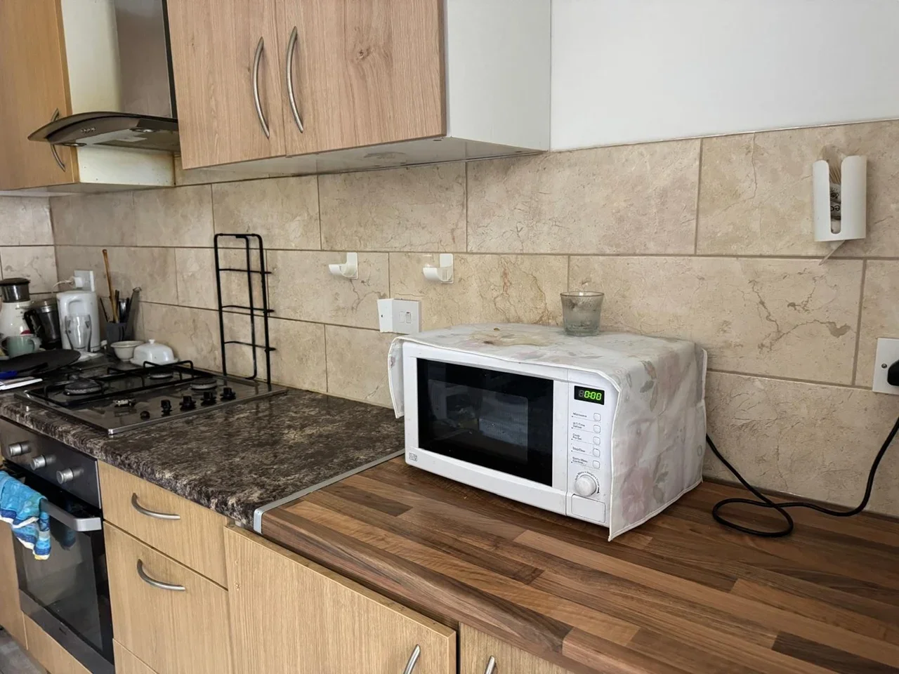 Room North Avenue in Greater London