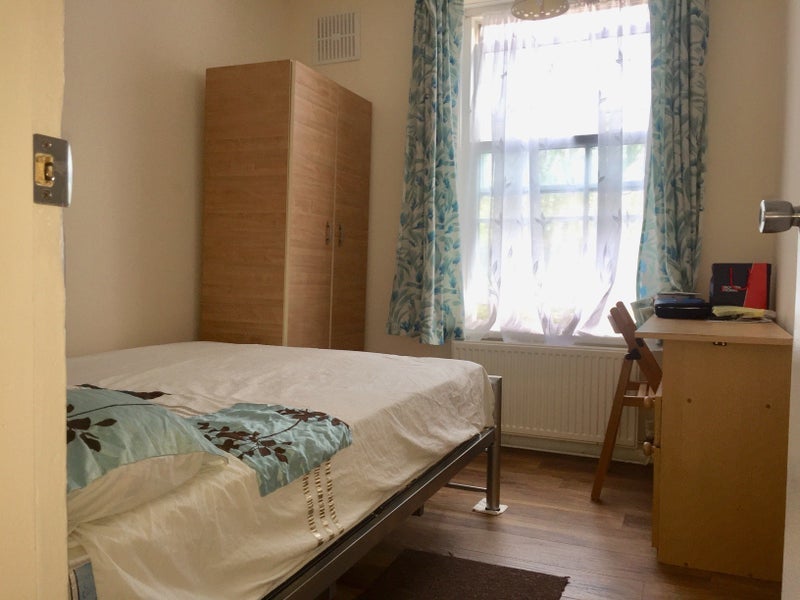 Room The Curve in Greater London