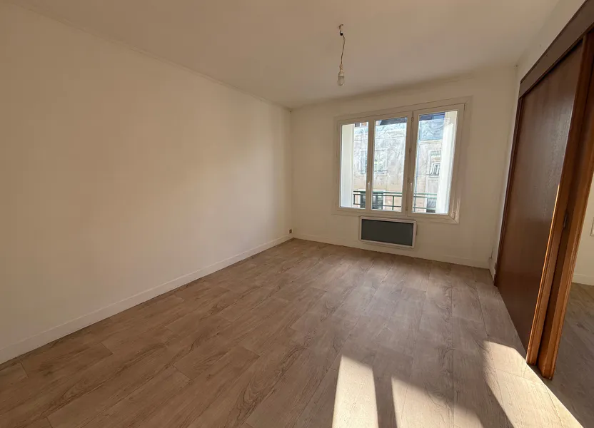Flat Place de la Gare in Compiègne