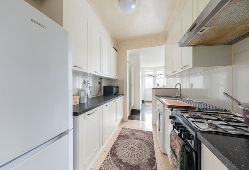 Room Sandford Road in Greater London