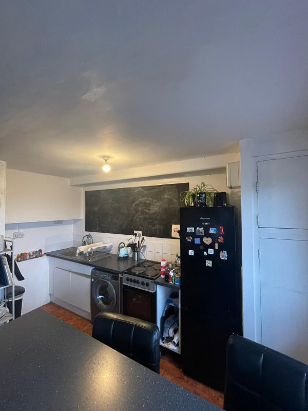 Room Teversham Lane in Greater London