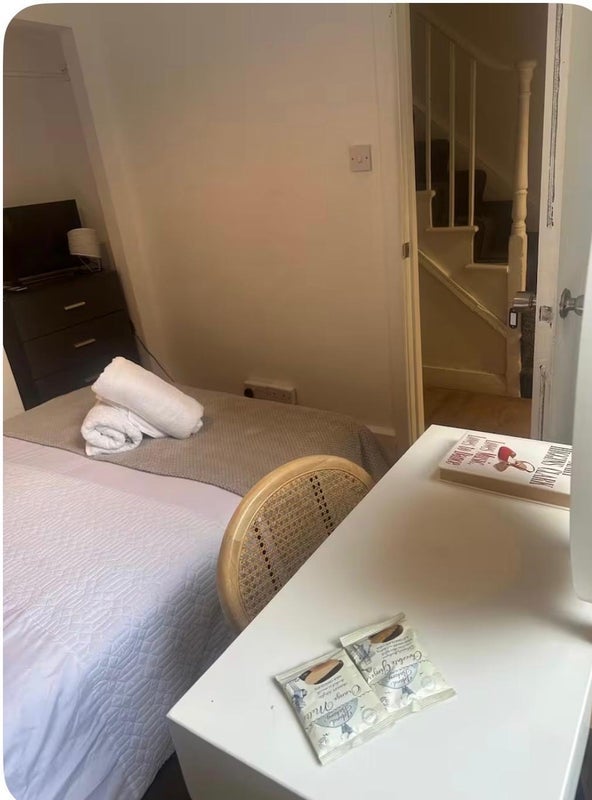 Room Camden High Street in Greater London