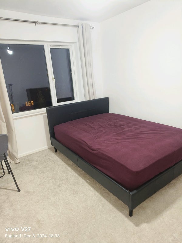 Room England Crescent in Royal Leamington Spa