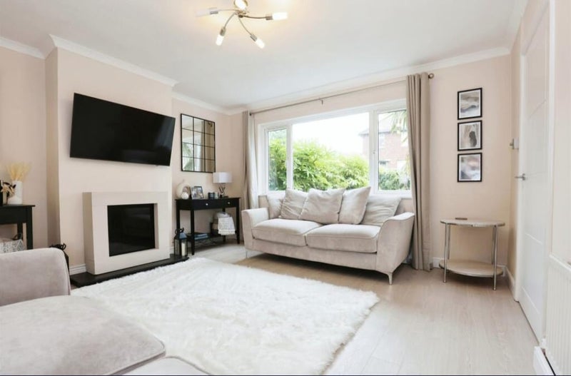 Room England Crescent in Royal Leamington Spa