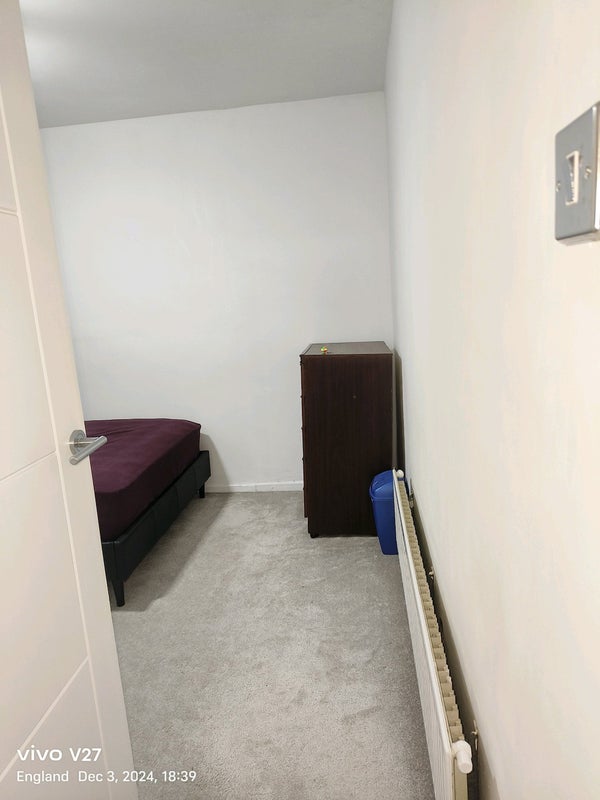 Room England Crescent in Royal Leamington Spa