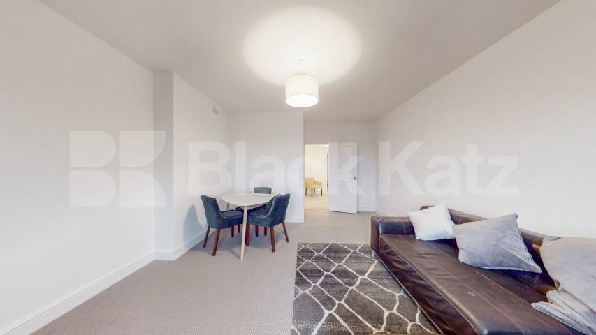 Flat Iverson Road in Greater London
