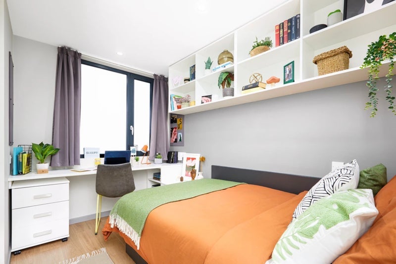 Room Staniforth Street in Birmingham
