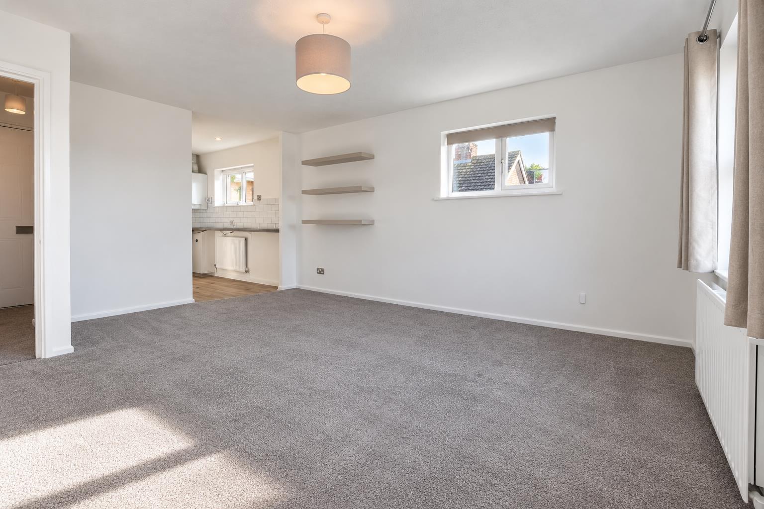 Flat Meath Green Lane in Reigate and Banstead