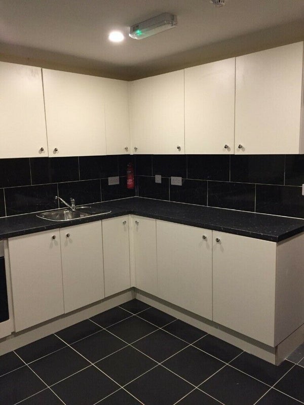 Flat George Robertson Close in Coventry
