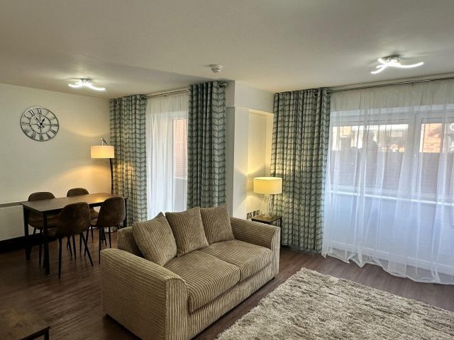 Flat Westfield Terrace in Sheffield