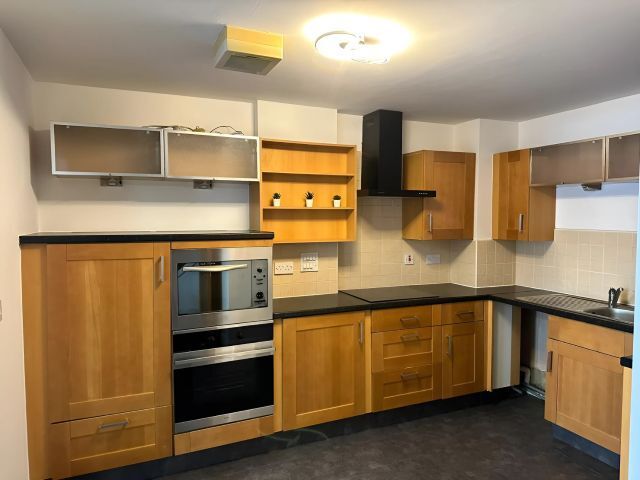 Flat Westfield Terrace in Sheffield