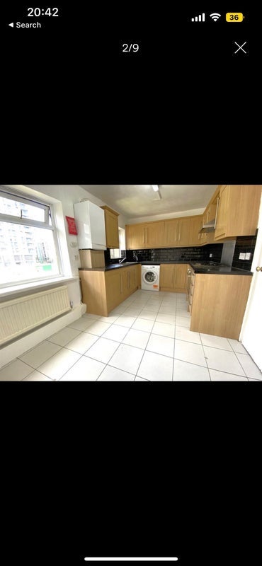Room Kerrison Road in Greater London