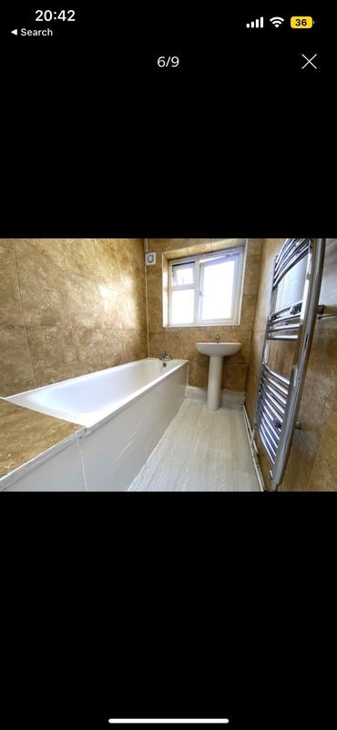 Room Kerrison Road in Greater London