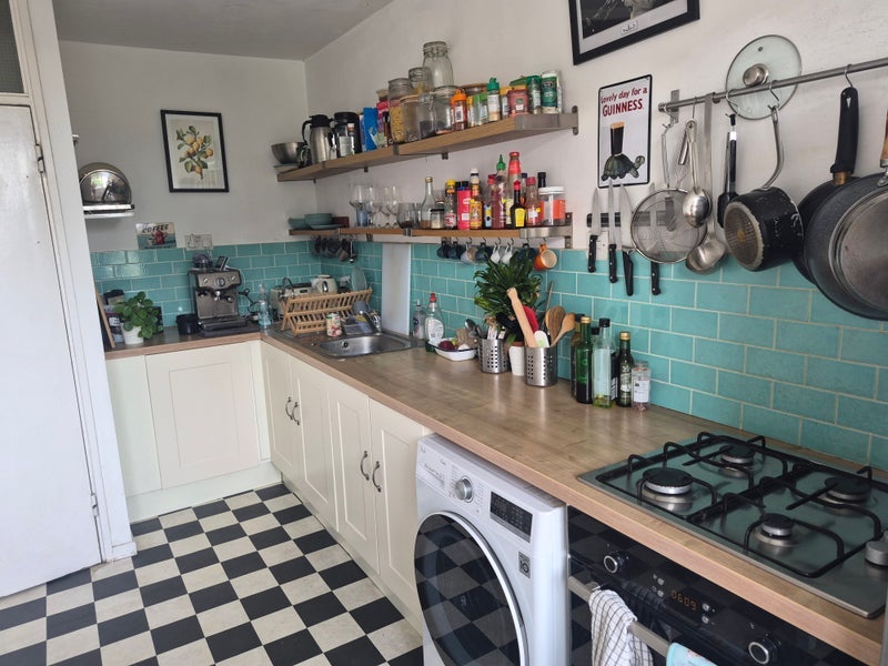 Room Garnies Close in Greater London