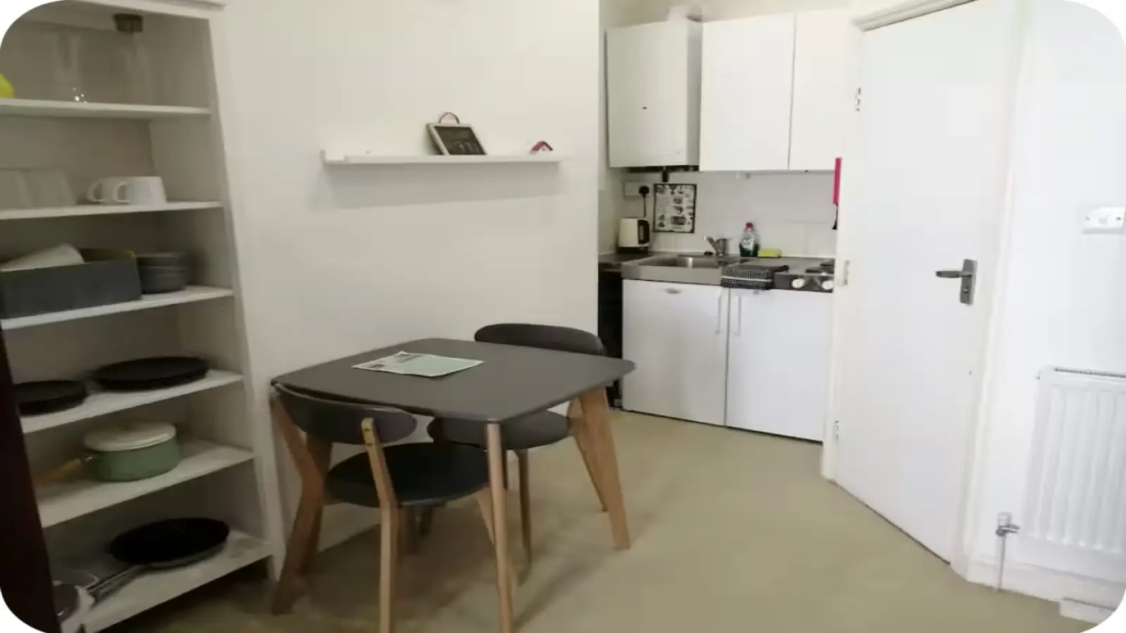 Flat Goswell Road in Greater London