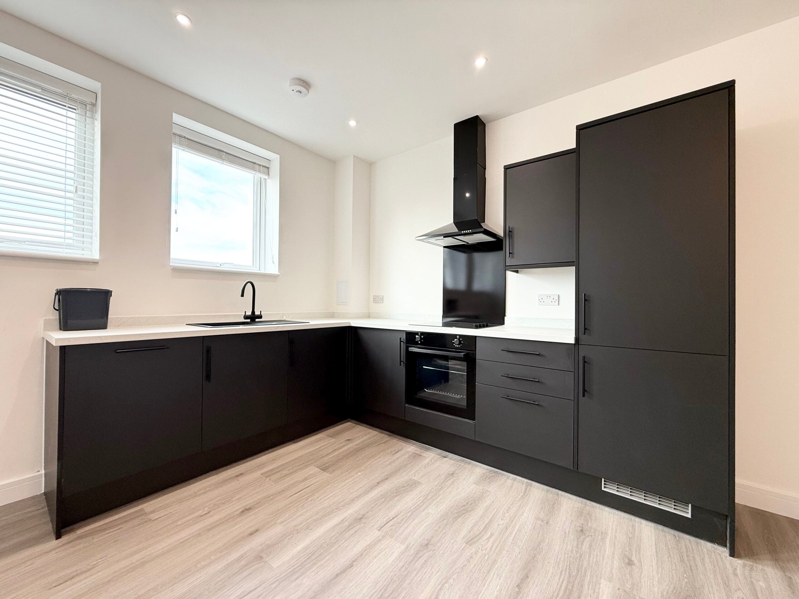 Flat Oundle Road in Peterborough