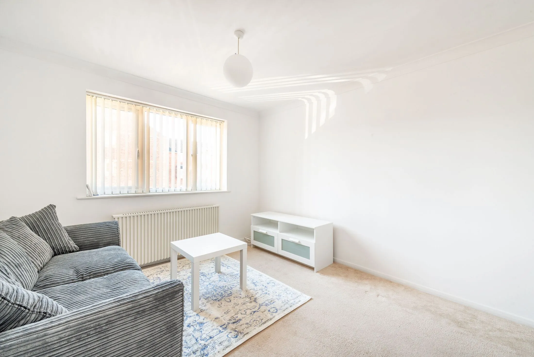 Flat Redford Close in Greater London