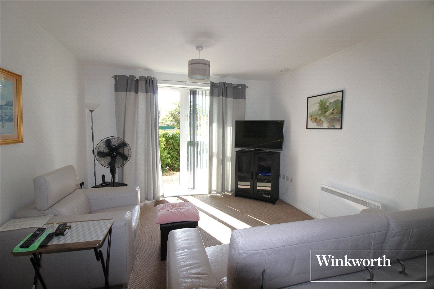 Flat Elstree Way in Hertsmere