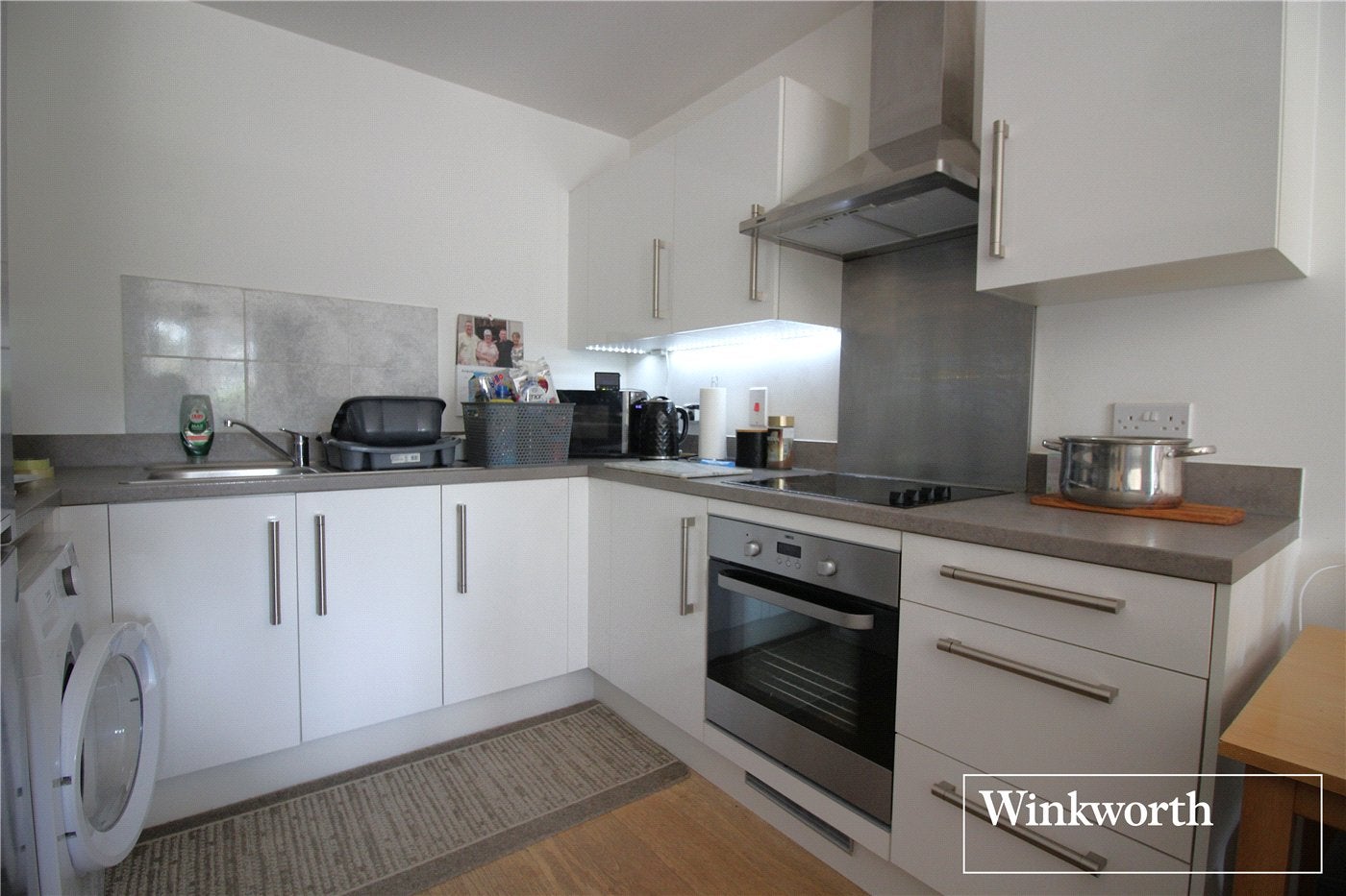 Flat Elstree Way in Hertsmere