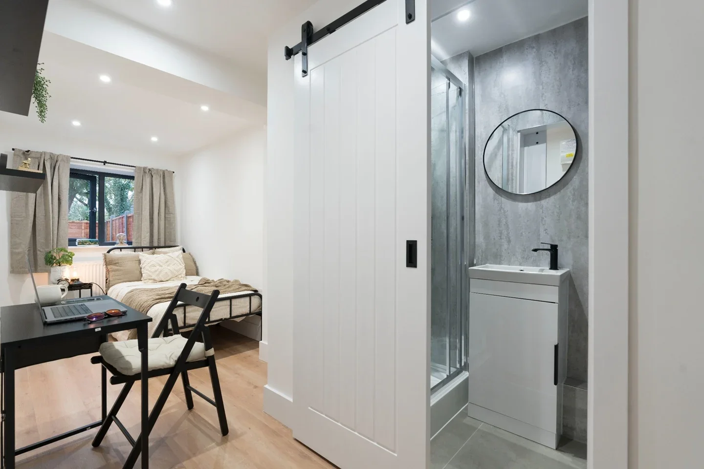Room Foxglove Road in South Ockendon