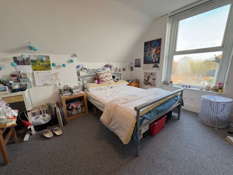 Flat Connaught Road in Cardiff