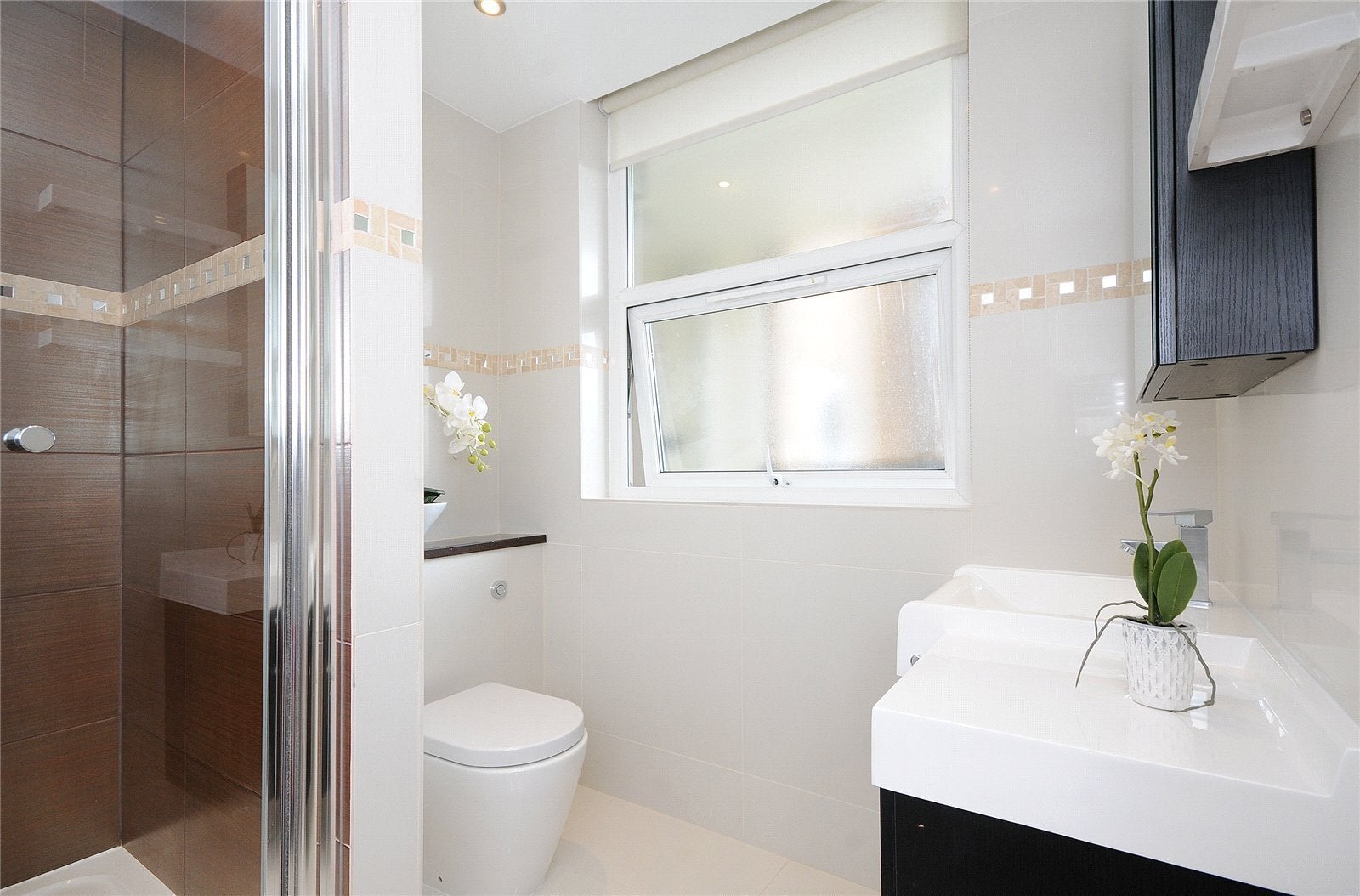 Flat Finchley Road in Greater London