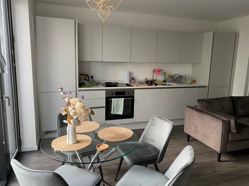 Room Trinity Way in Salford