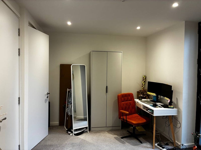 Room Trinity Way in Salford
