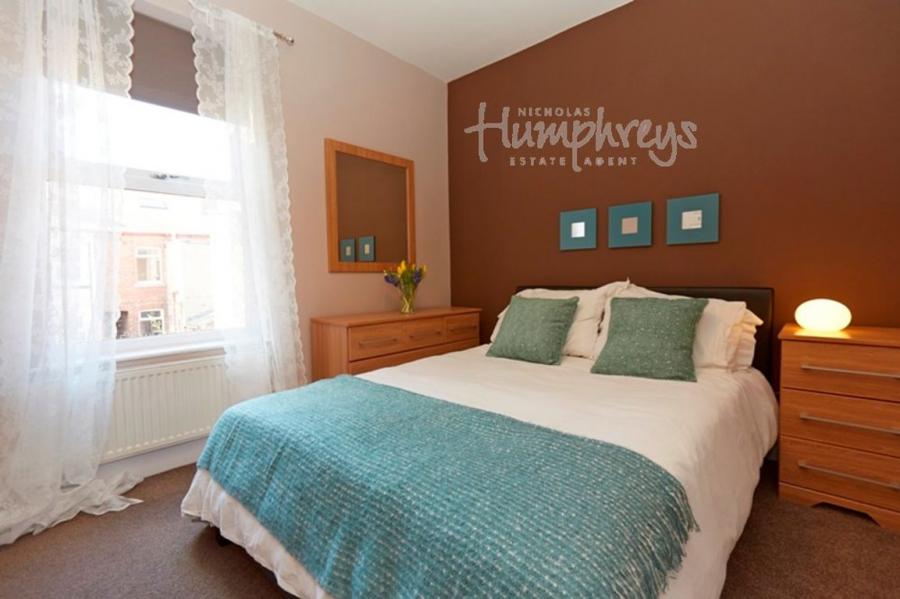 Room Guest Road in Sheffield