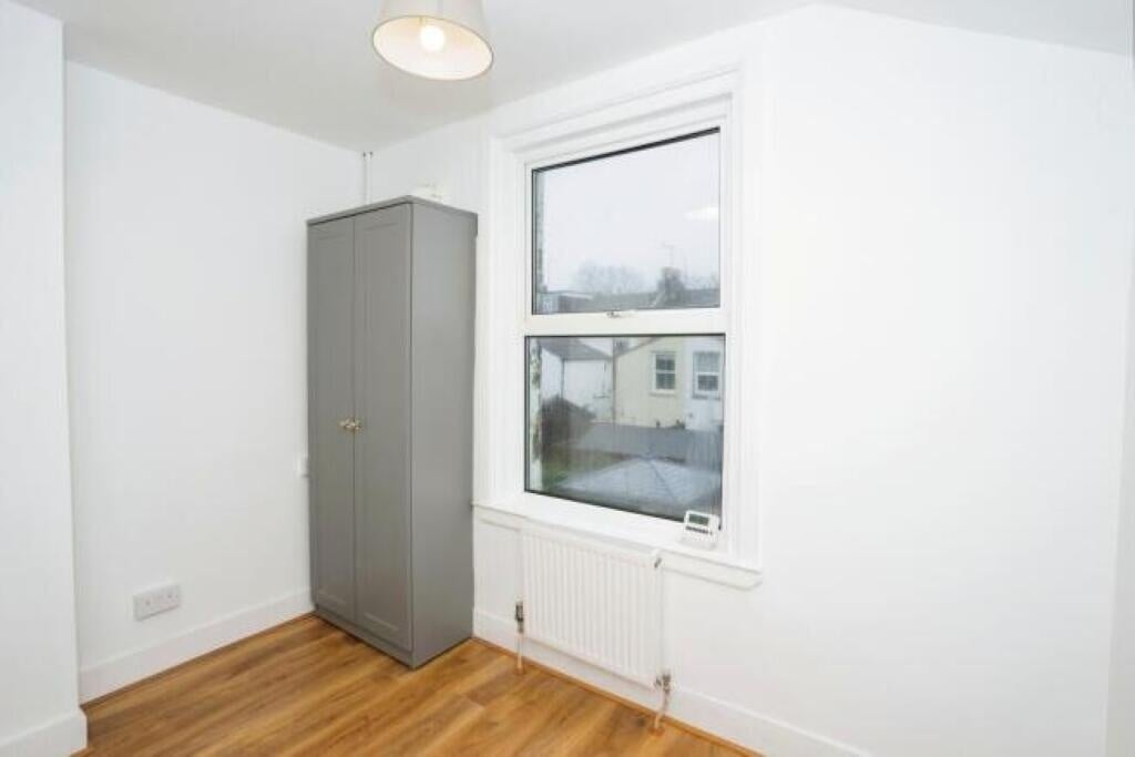 Flat Ashdown Road in Worthing