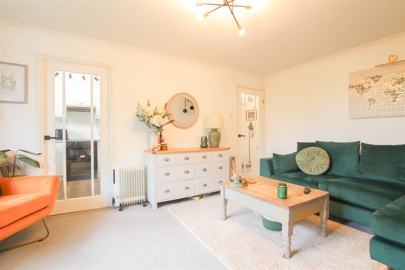 Flat Ozier Court in Uttlesford