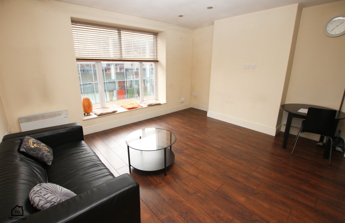 Flat Union Street in Chadderton
