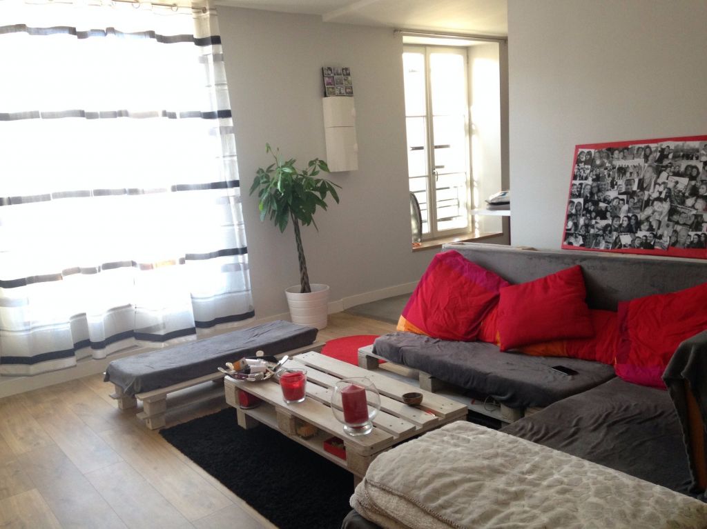Flat Rue du Faubourg du Pont-Neuf in Poitiers