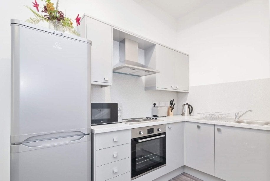 Flat Dumbarton Road in Glasgow