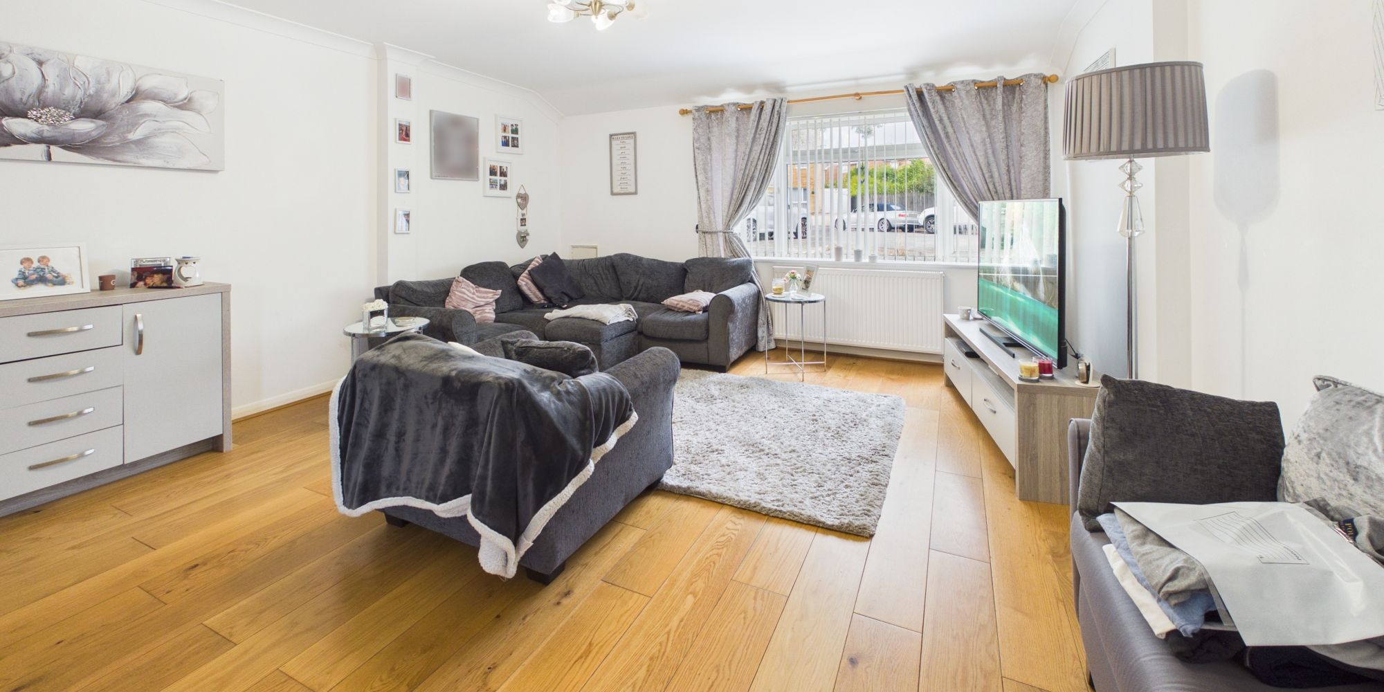 House Stace Way in Crawley