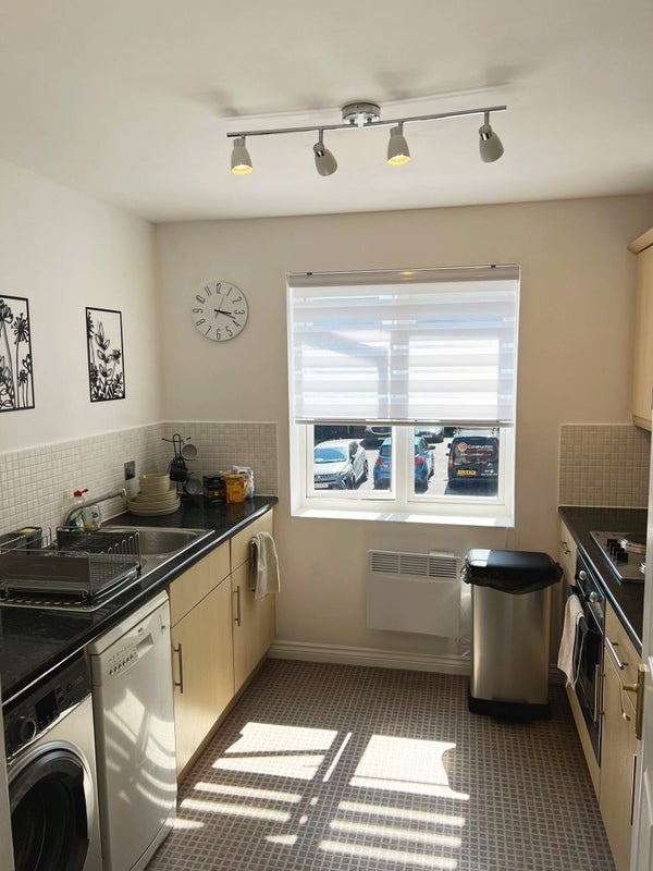 Room Halcyon Close in Witham