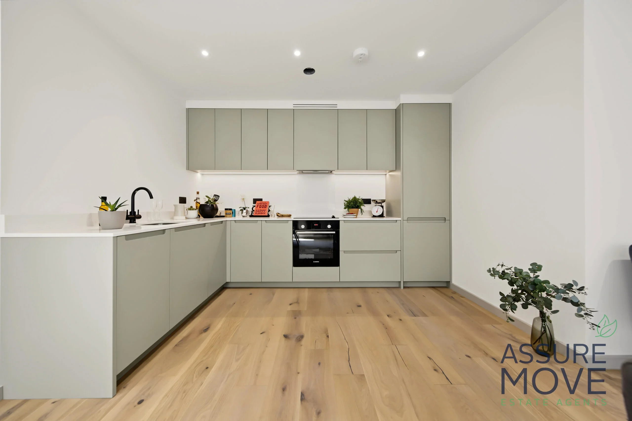 Flat Cranbrook Mews in Greater London