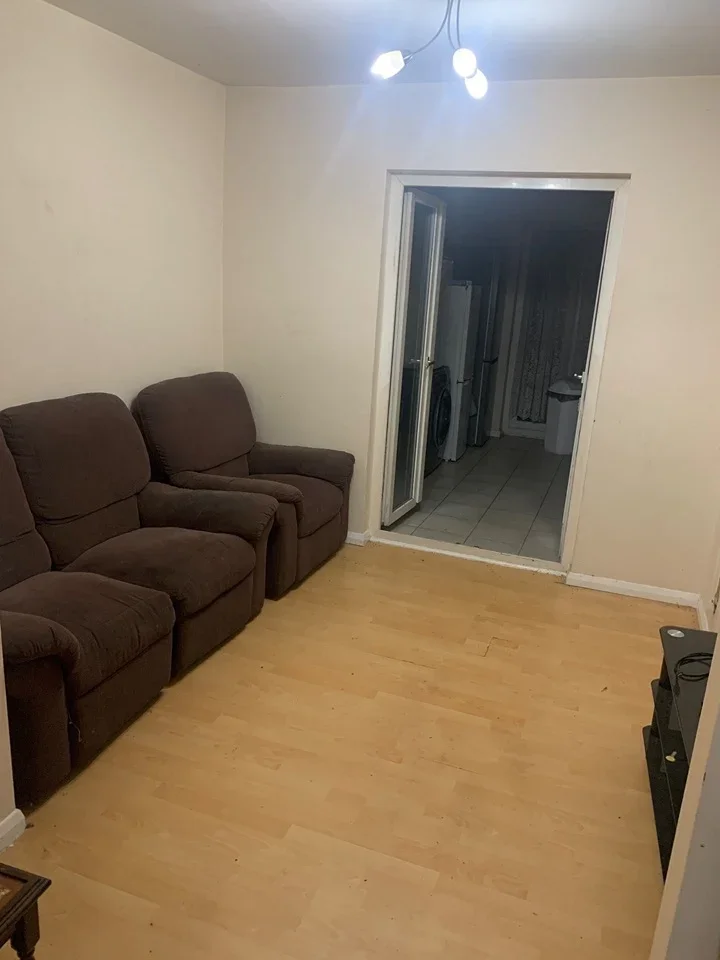 Room Sterry Gardens in Greater London