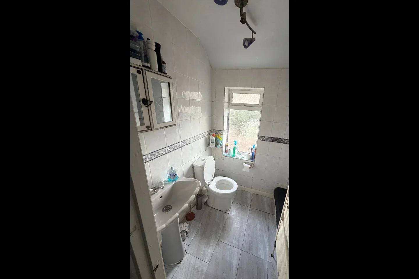Room Sterry Gardens in Greater London