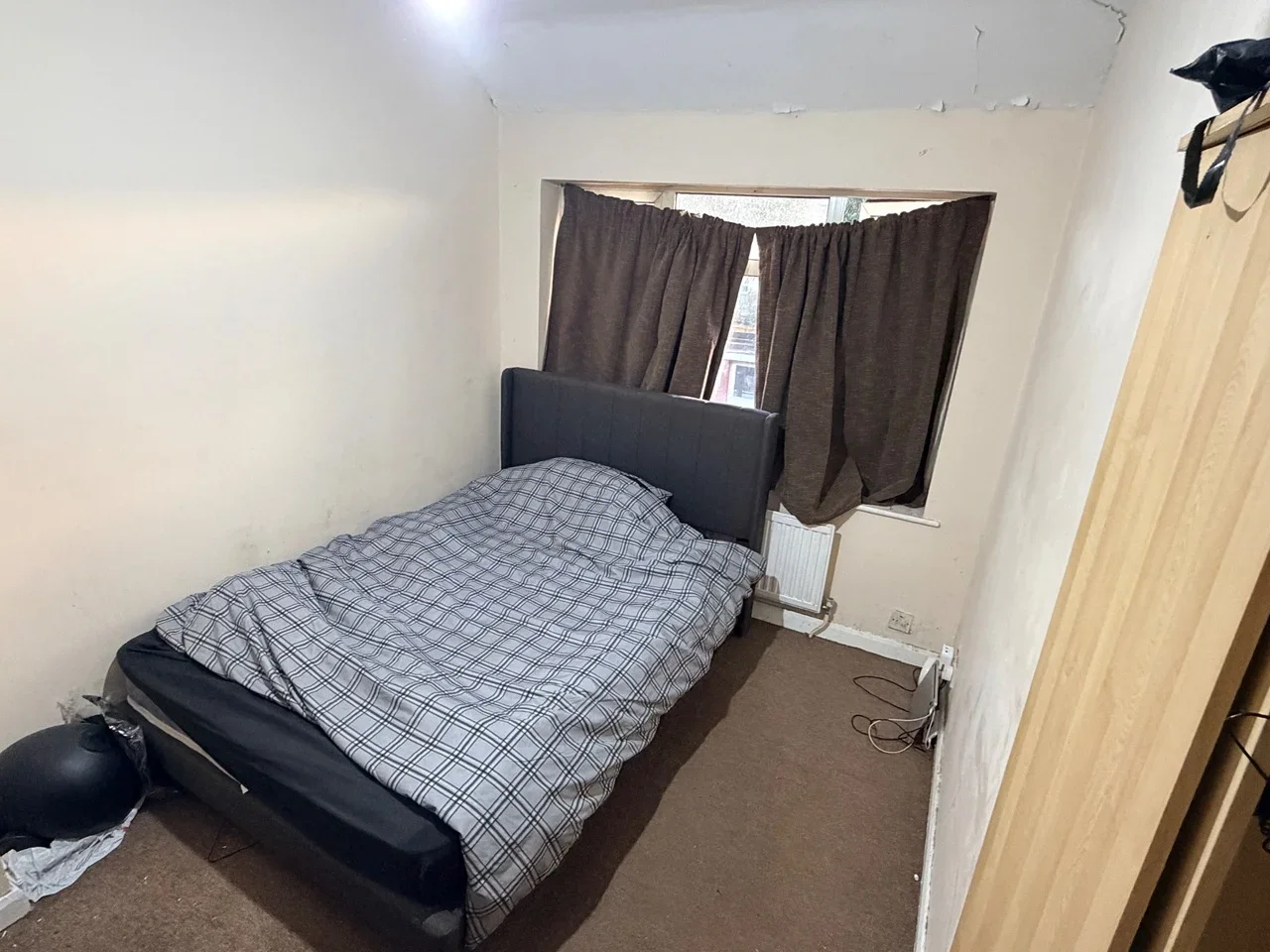 Room Sterry Gardens in Greater London