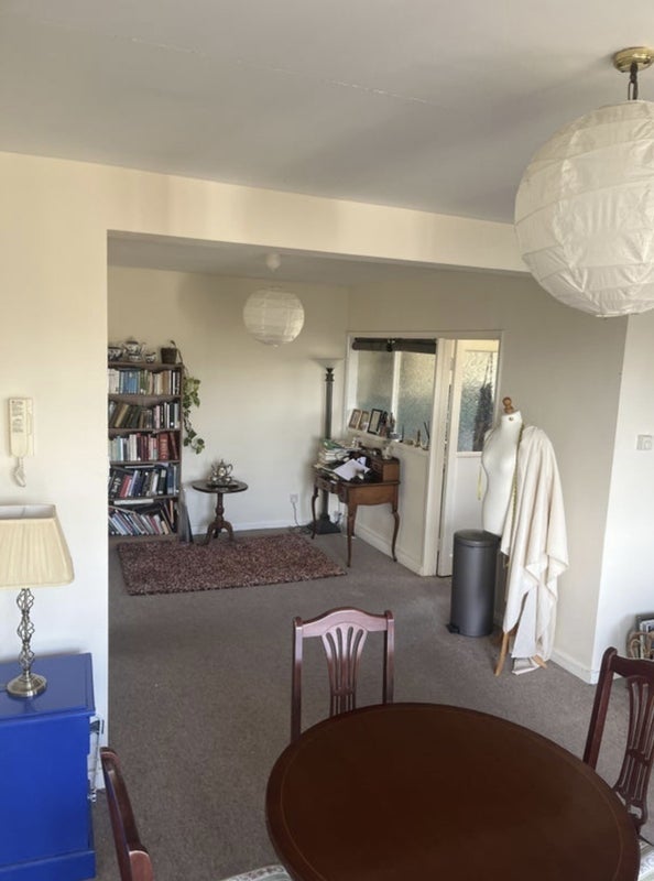 Room Merchants Road in Bristol