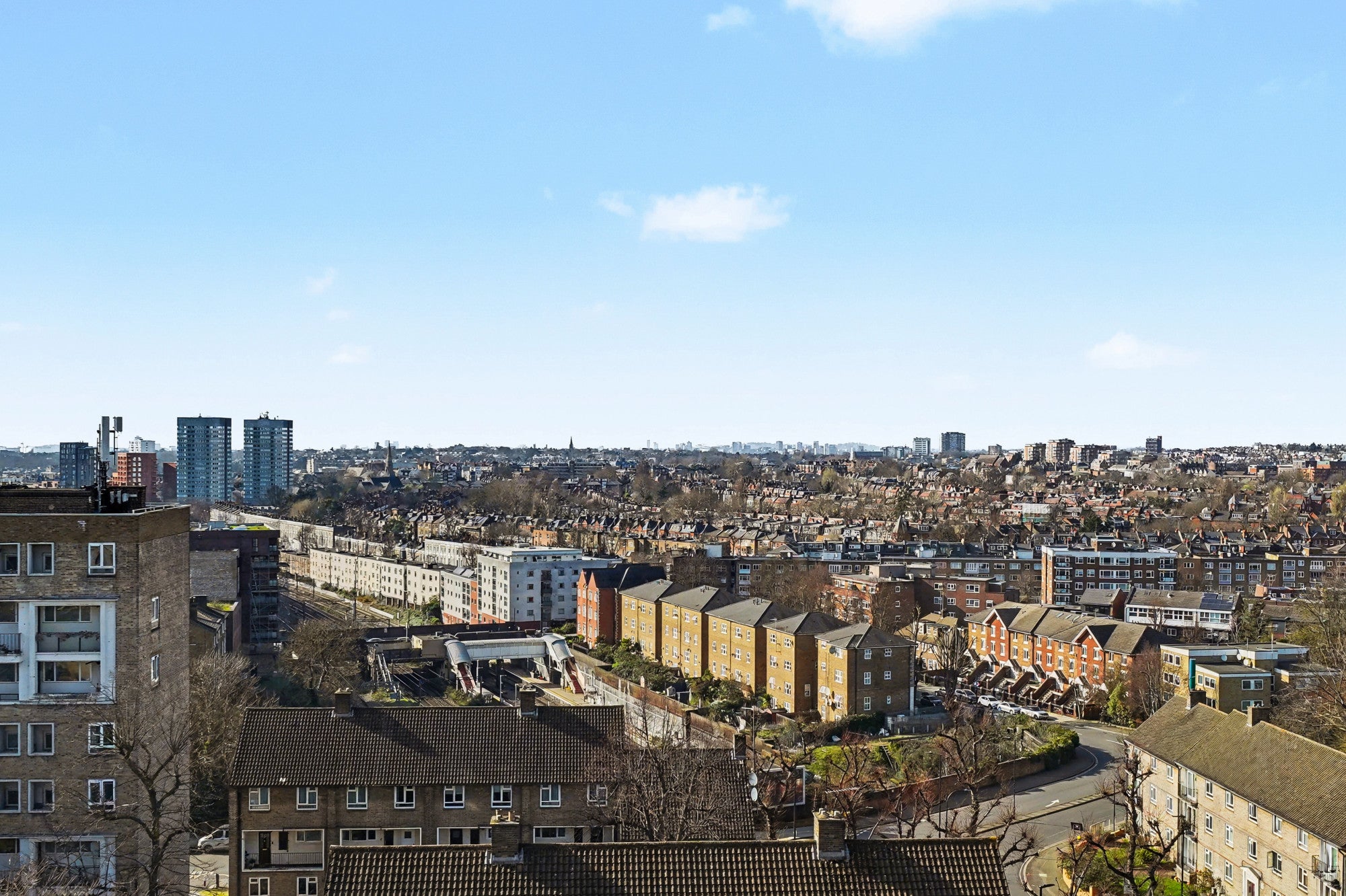 Flat Boydell Court in Greater London