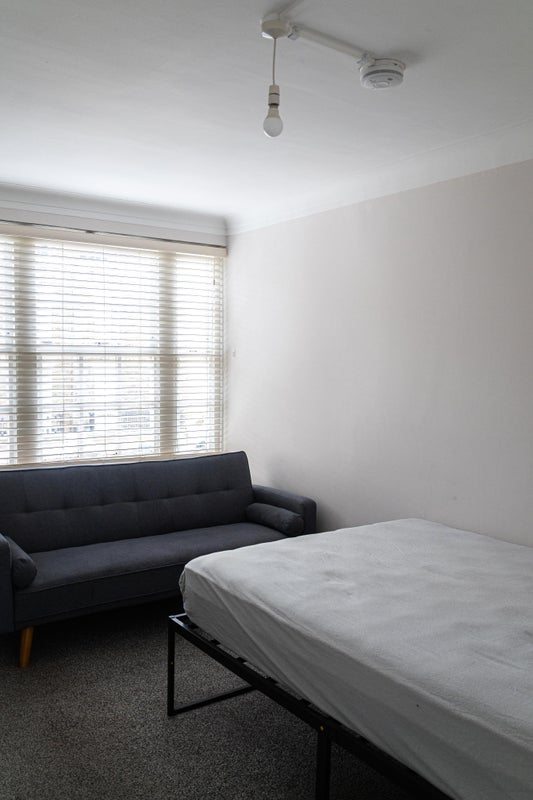 Room Park West Place in City of Westminster