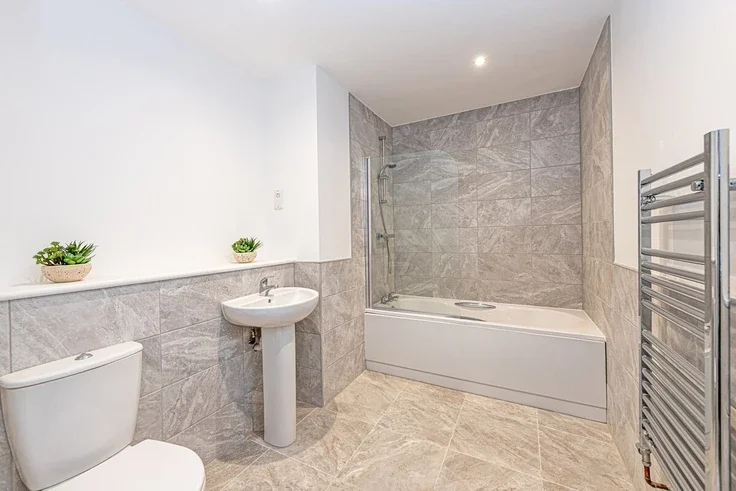 Flat Grange Mount in Heswall