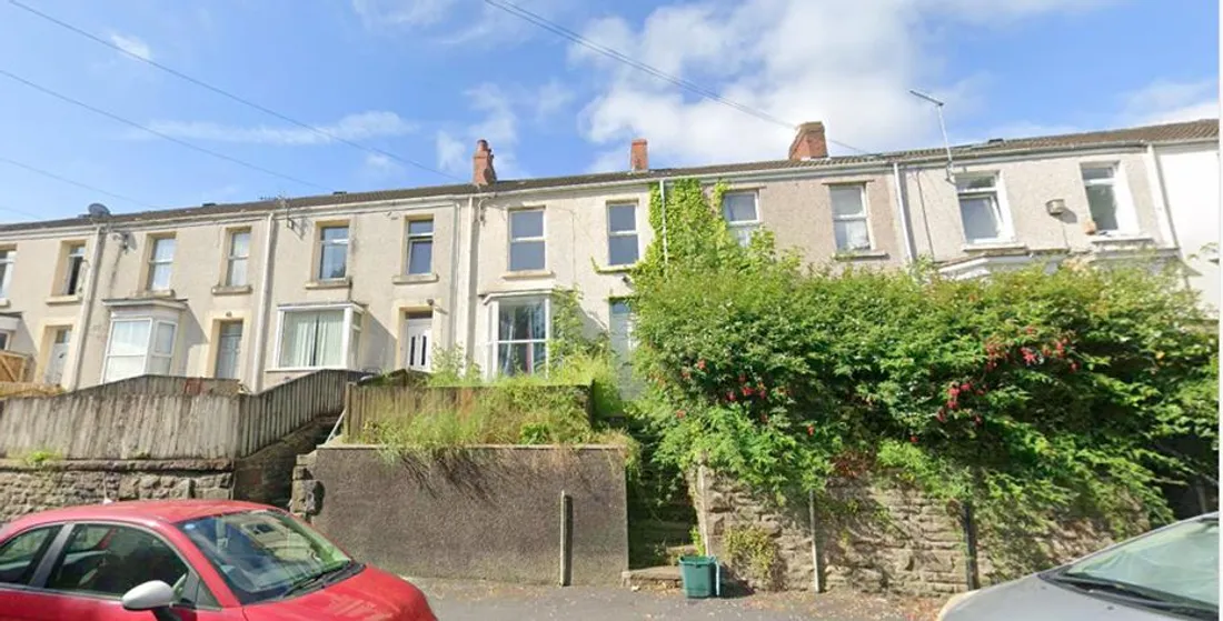 House Wheatfield Terrace in Swansea