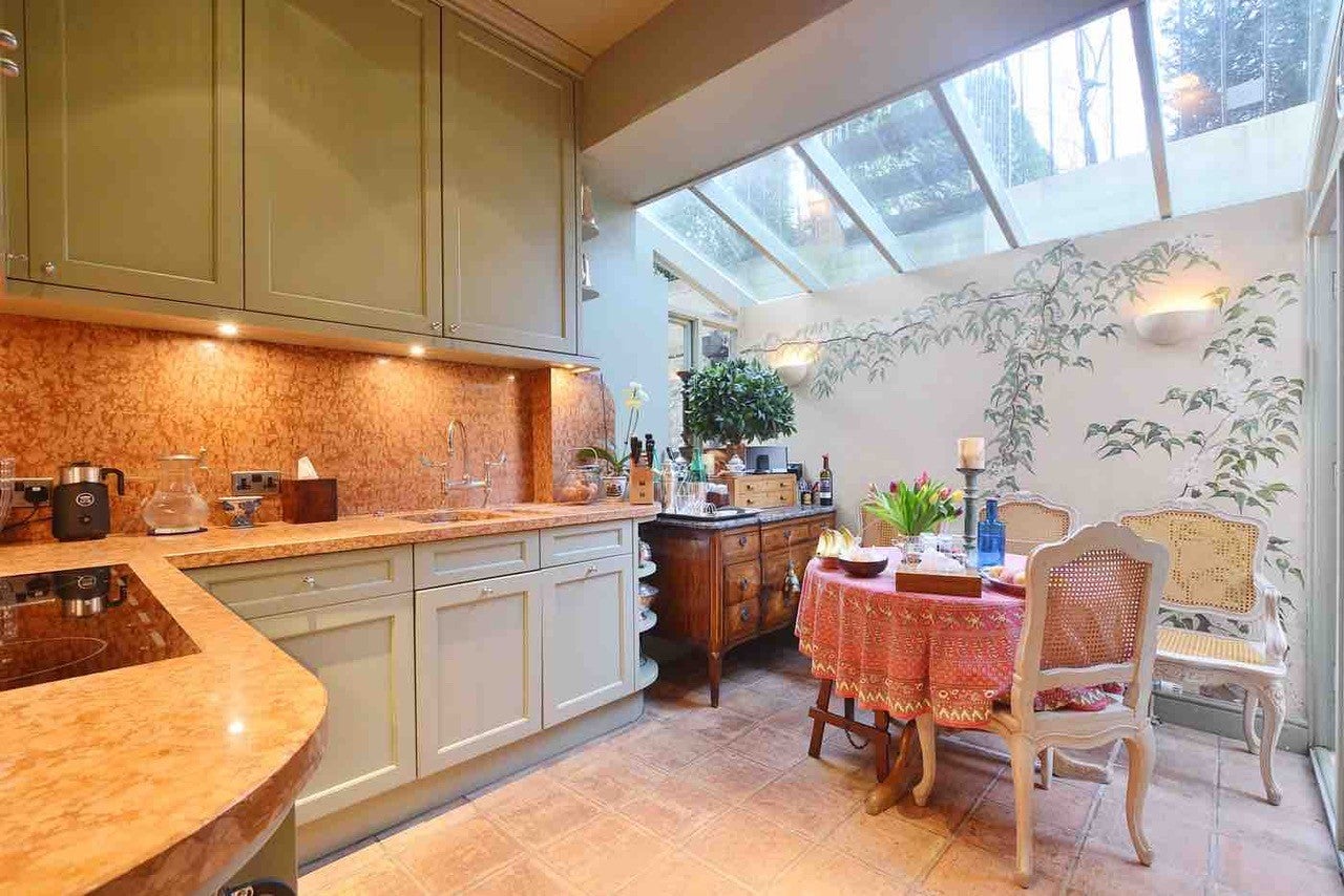 Flat Blomfield Road in City of Westminster