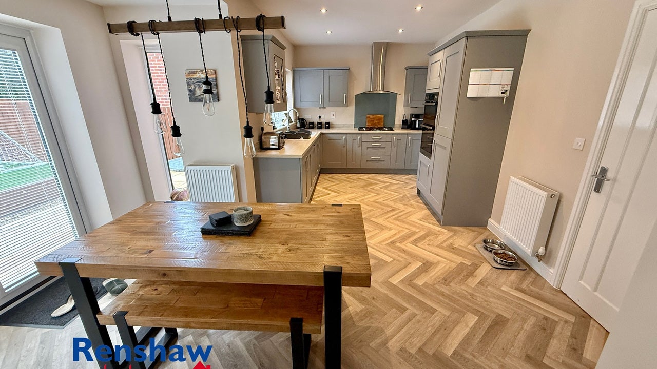 House Woodland Close in Amber Valley
