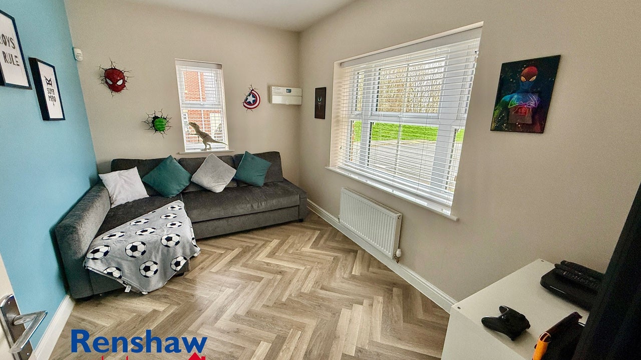 House Woodland Close in Amber Valley