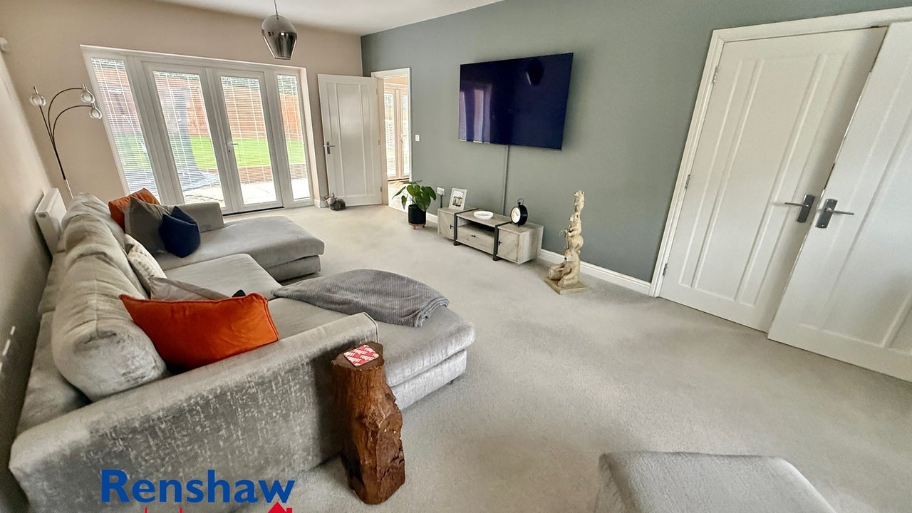 House Woodland Close in Amber Valley